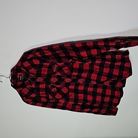 Bluenotes XL red and black plaid long sleeve button down shirt - Picture 2 of 6